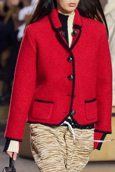 Look 54